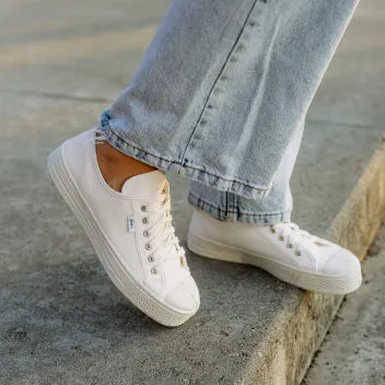 Canvas Sneaker White Vasky