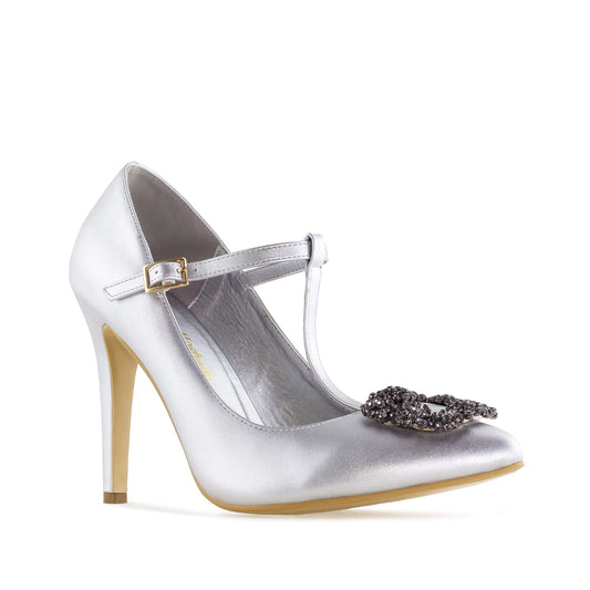 Mandy Pump Andres Machado Last call collection