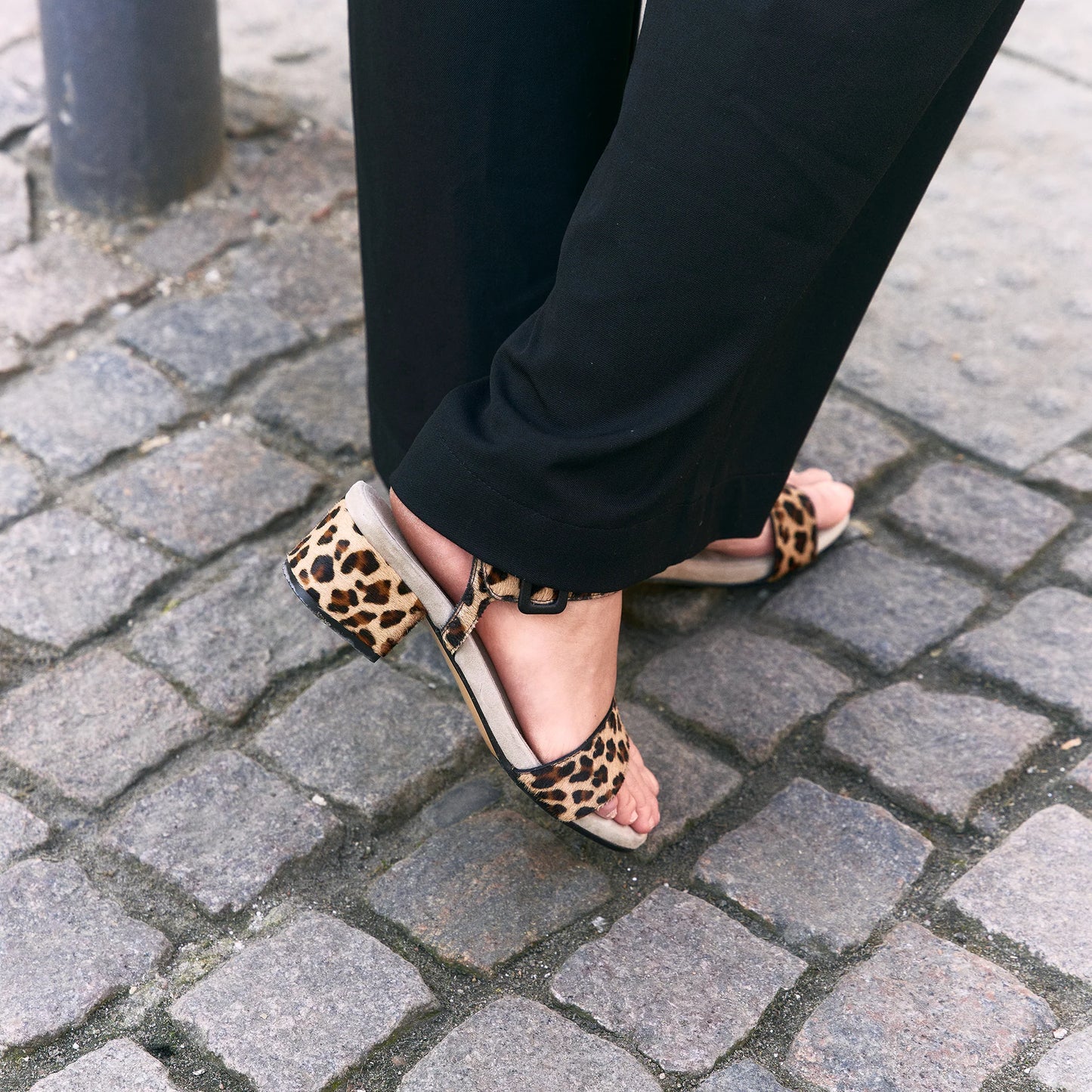 Lotte sandal leo roccamore