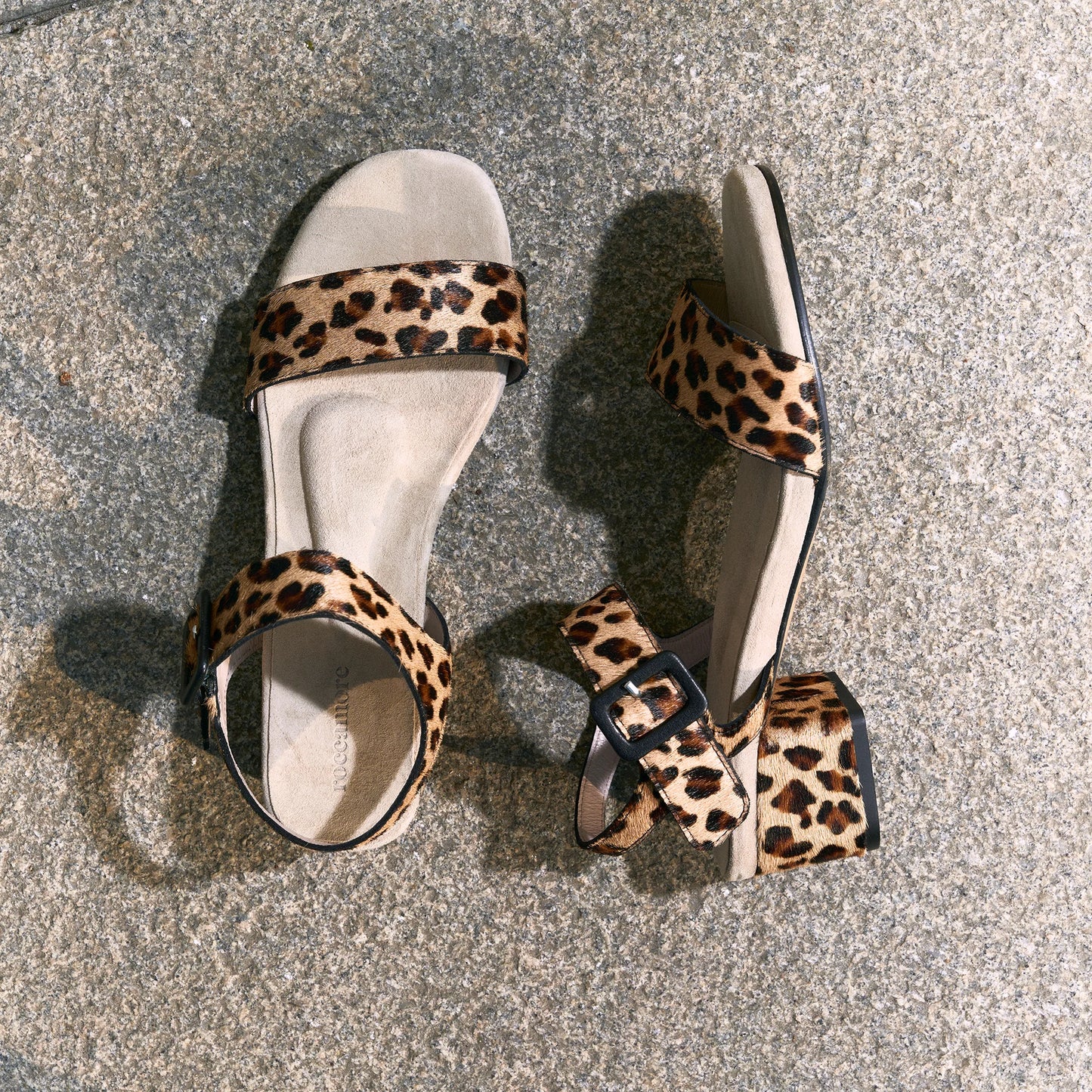 Lotte sandal leo roccamore