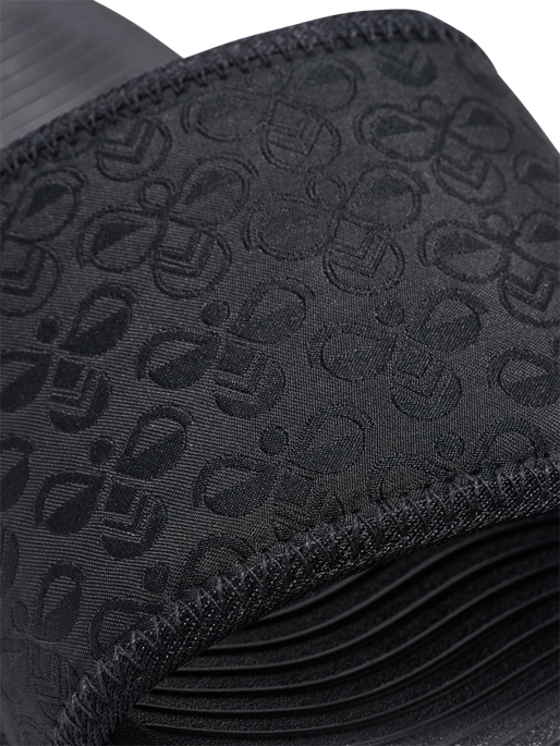 COMFORT SLIDE JQ Slippers sort | Hjemmesko & Sandaler Hummel